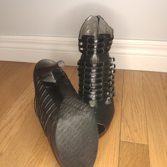 Calvin Klein Open Toed Booties - Picture 3 of 4